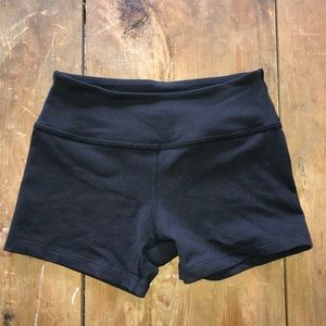 Beyond Yoga shorts